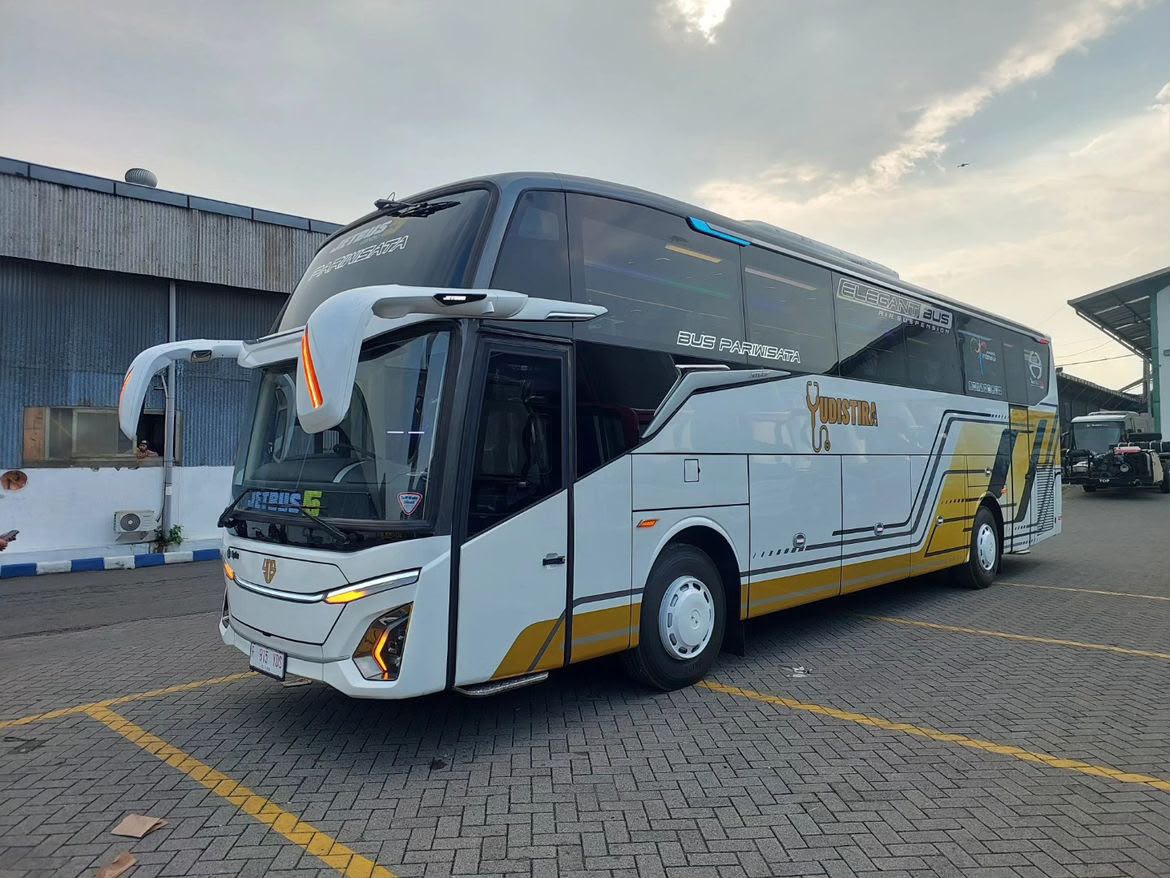 Big Bus 50 Seat
