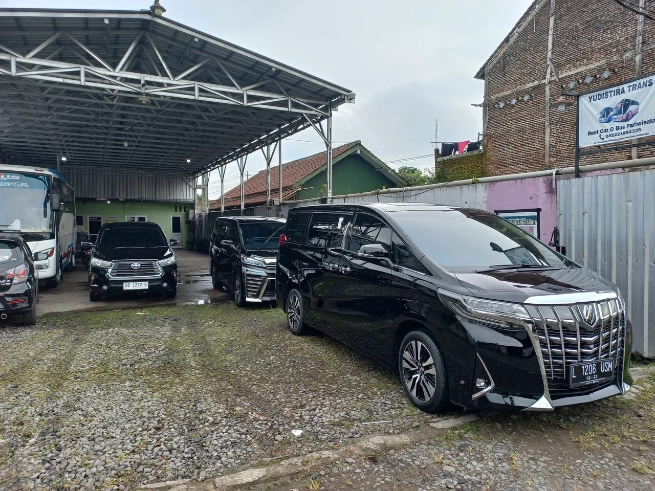 VIP Car (Alphard/Fortuner)
